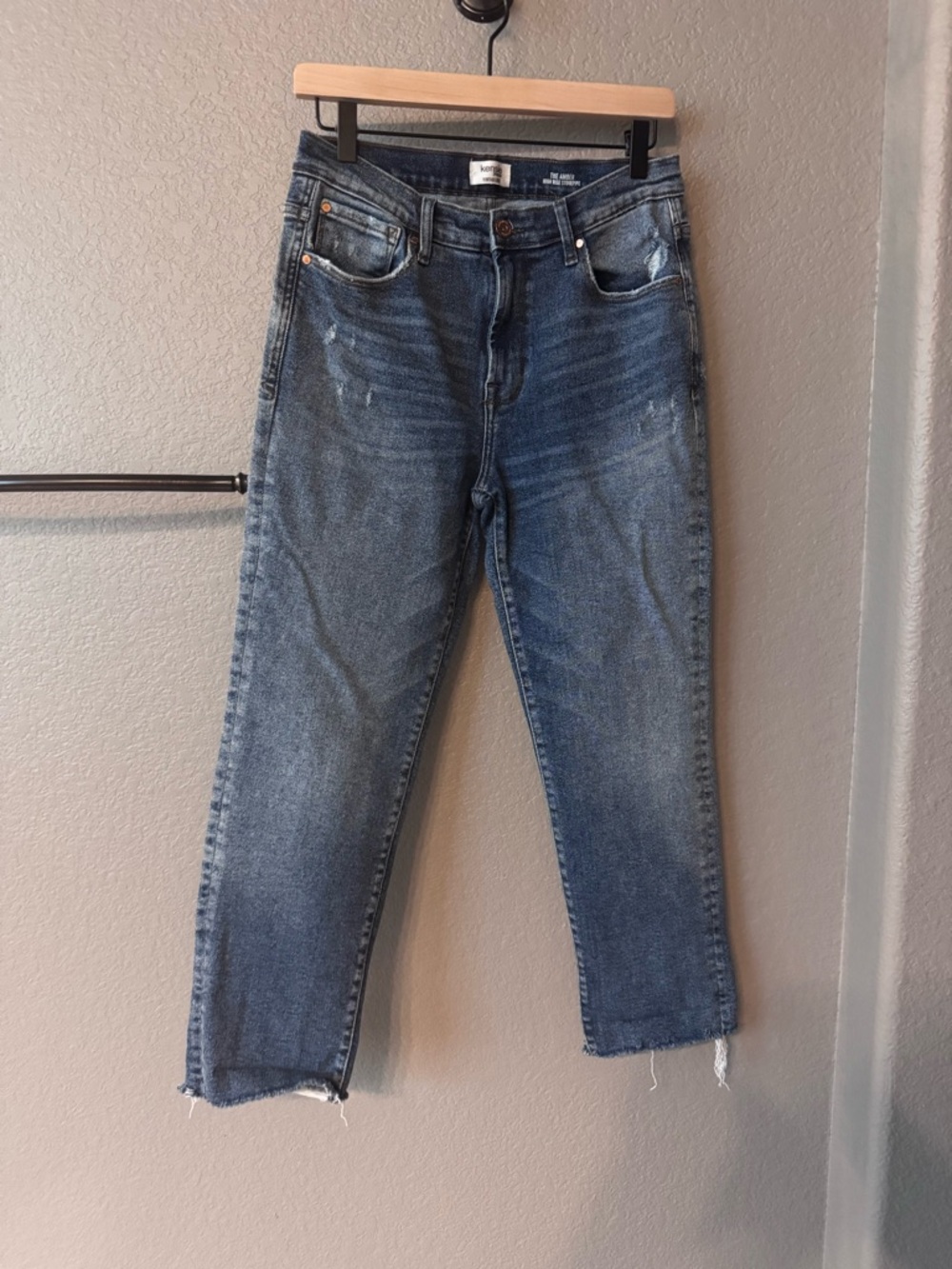 Kensie Blue Cropped Ankle Jeans